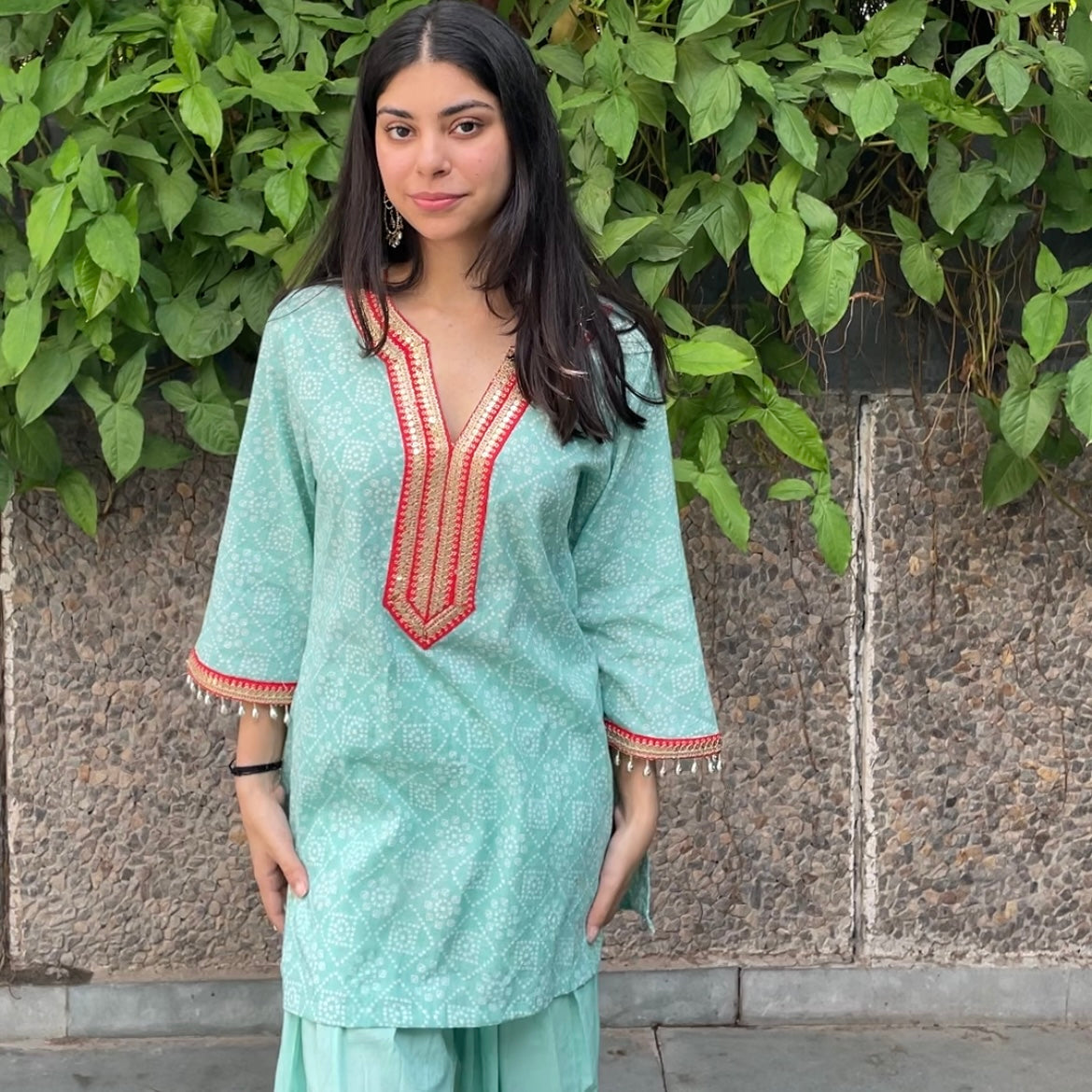 Turq bandhani set