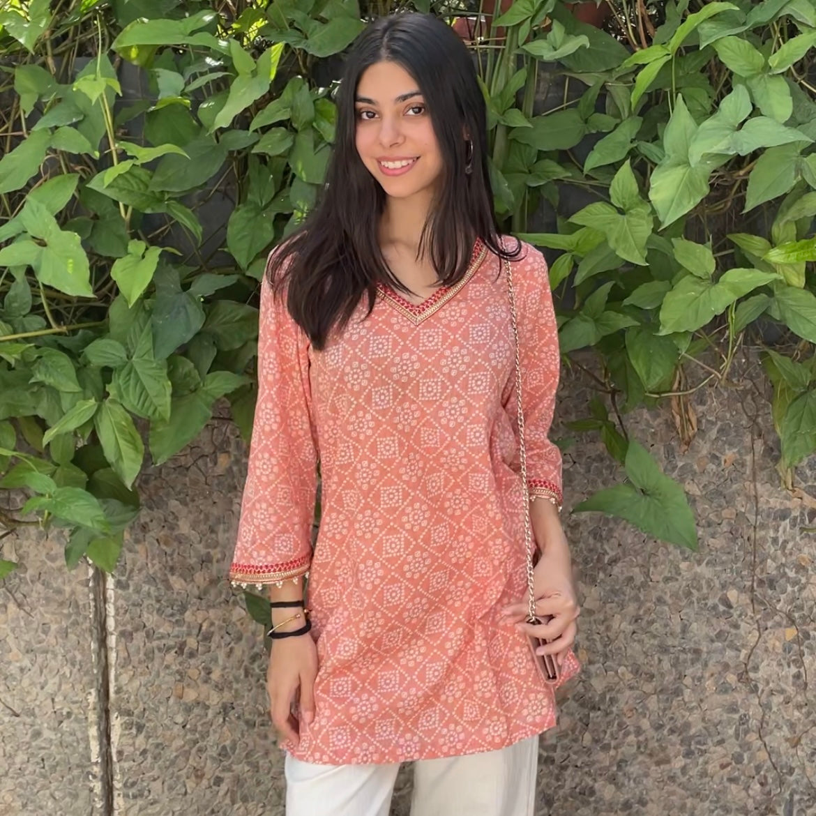 Pastel orange bandhani