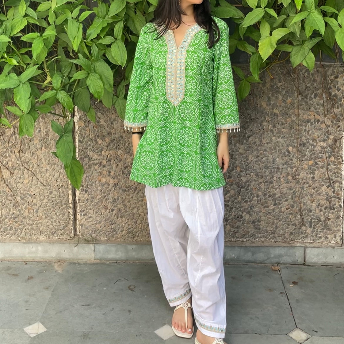 Green bandhani set