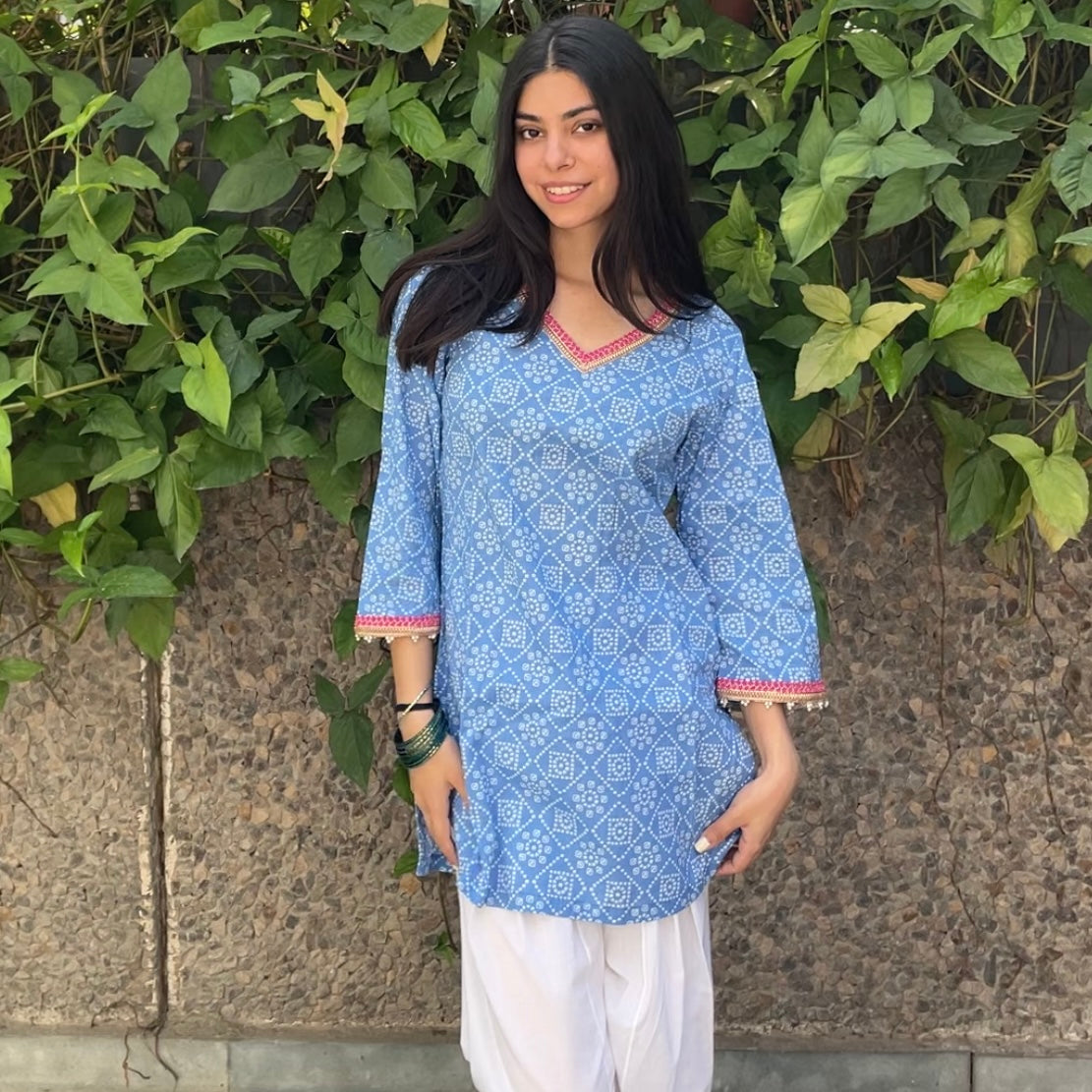 Blue bandhani