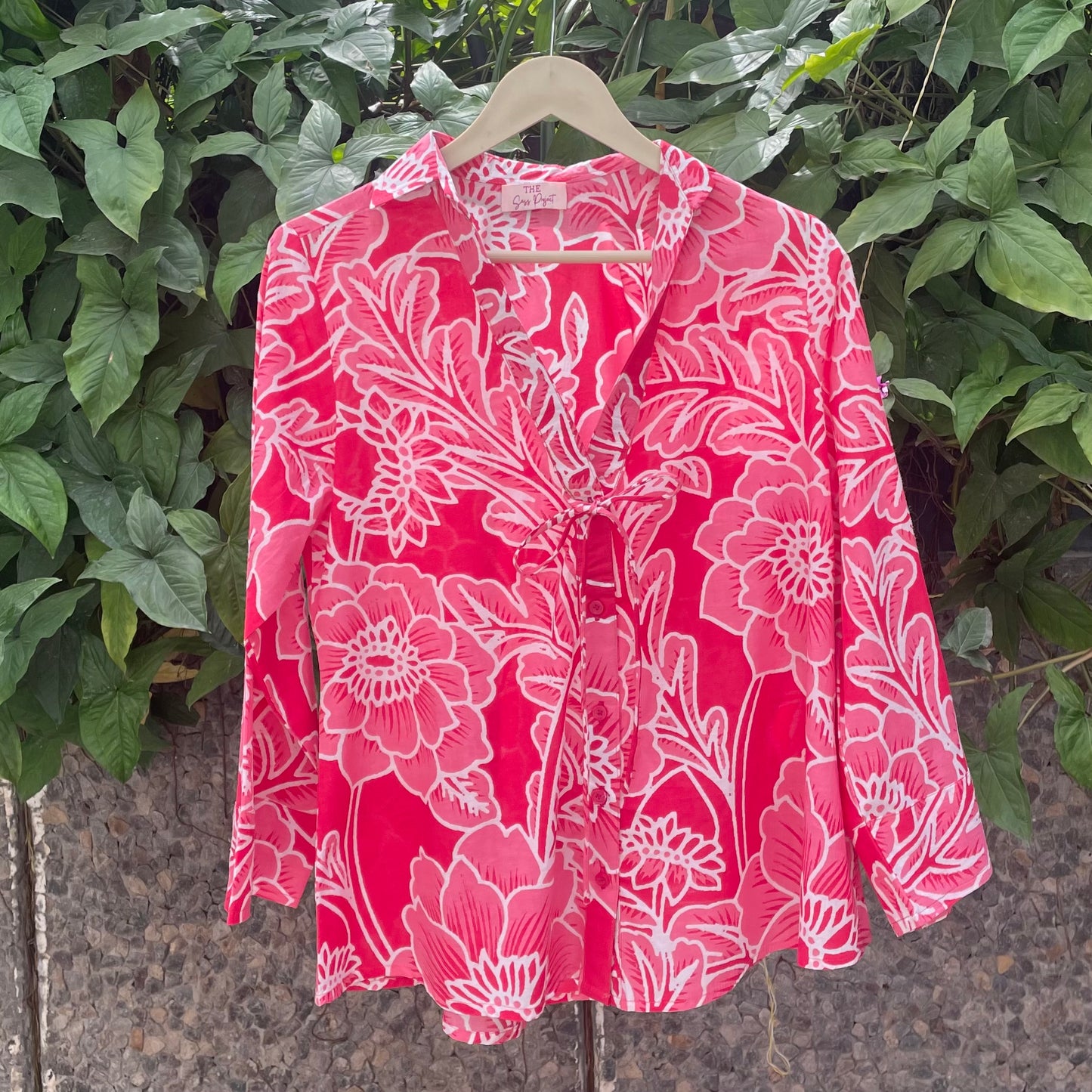 Bell sleeves shirts with string