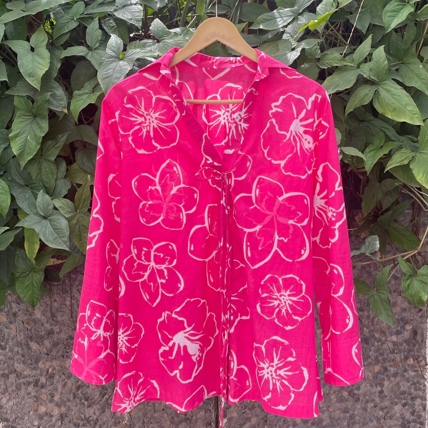 Bell sleeves shirts with string