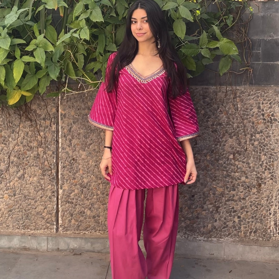Pink Leheriya set