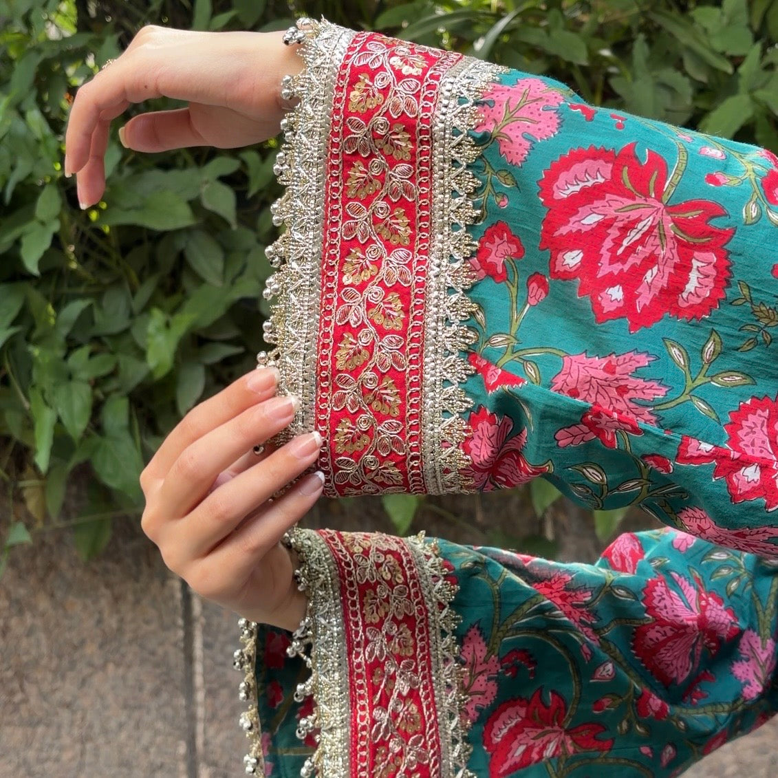 Floral Farshi set