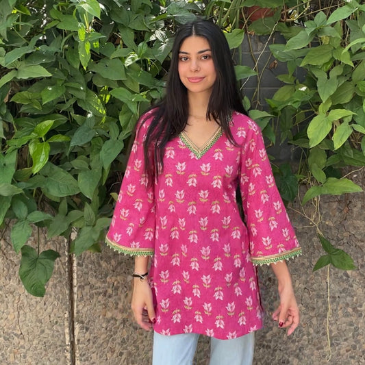 Pink kurti with pockets